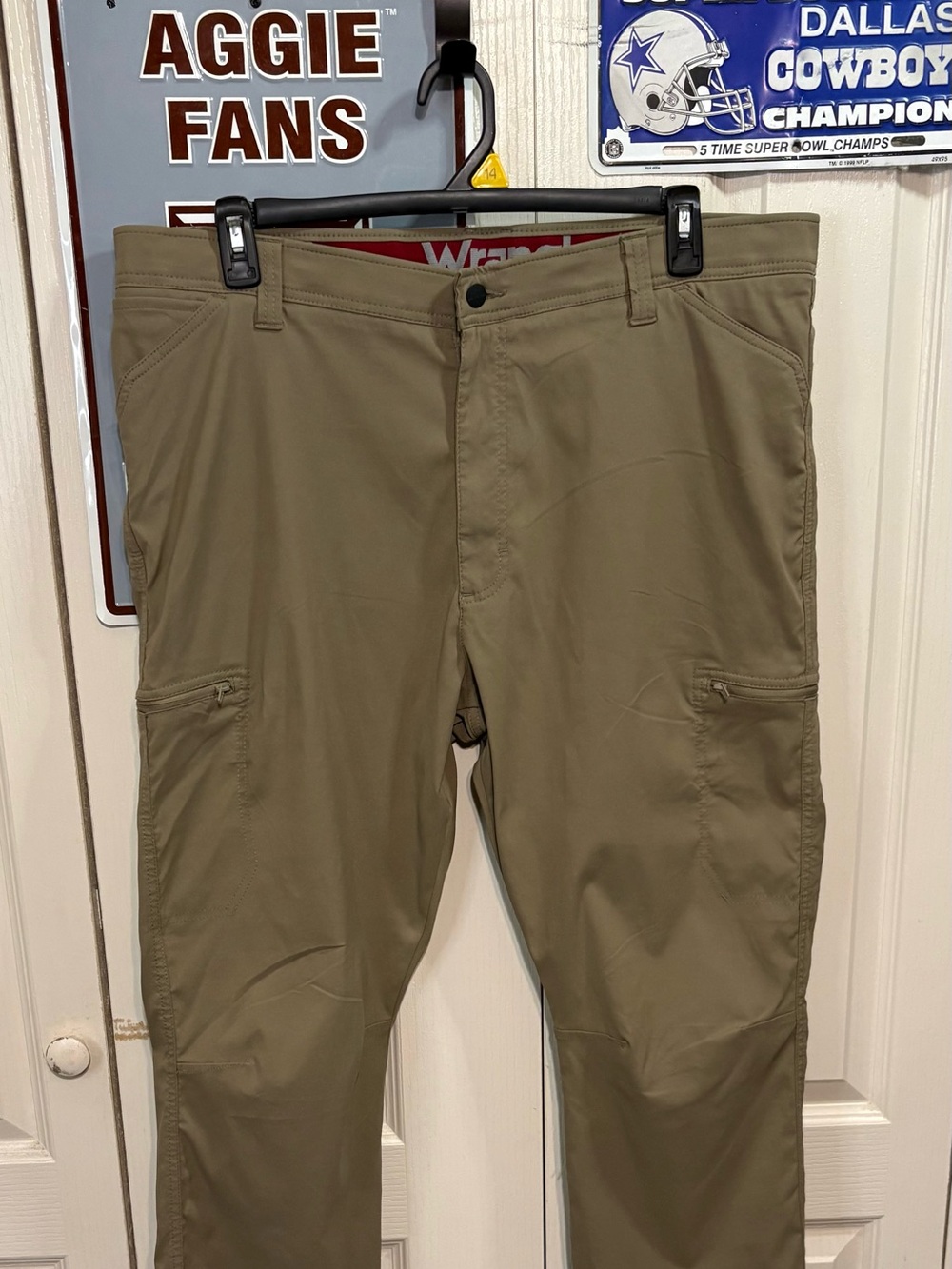 Wrangler Mountain Utility Pants